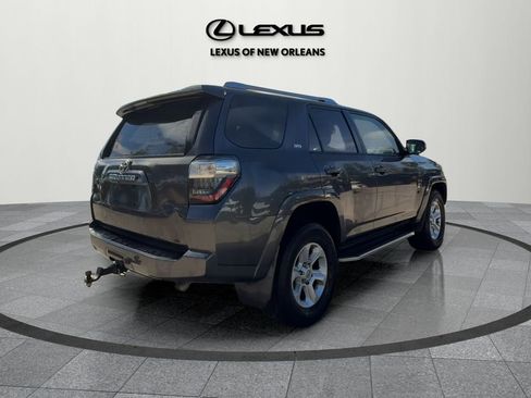 Used 2016 Toyota 4Runner Limited image 7