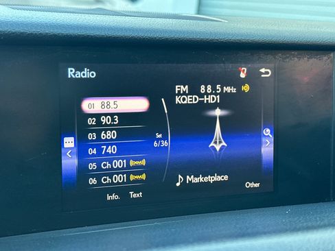 Used 2014 Lexus IS 250 image 23