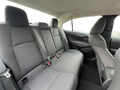 Certified 2022 Toyota Corolla LE image 21