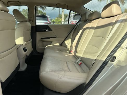Used 2015 Honda Accord EX-L image 15