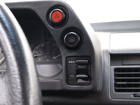 Used 1990 Acura Legend Coupe image 13