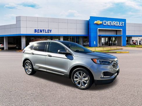 Used 2023 Ford Edge Titanium w/ Equipment Group 301A image 7