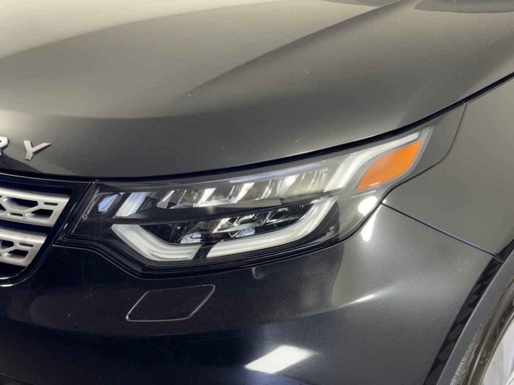 Used 2019 Land Rover Discovery HSE AWD/4WD image 12