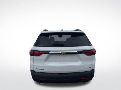 Used 2023 Chevrolet Traverse LT FWD image 11