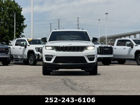 Used 2022 Jeep Grand Cherokee Limited 4xe w/ Luxury Tech Group II AWD/4WD image 2