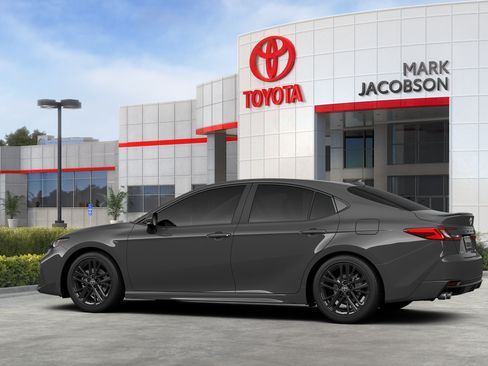 New 2026 Toyota Camry SE w/ Convenience Package FWD image 5