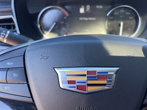 Certified 2025 Cadillac XT5 Premium Luxury image 43