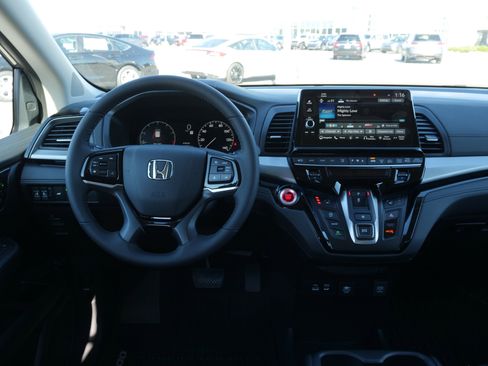 New 2026 Honda Odyssey Touring image 22