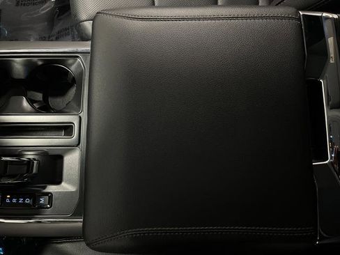 Used 2023 Ford F150 Lariat w/ Max Trailer Tow Package image 21