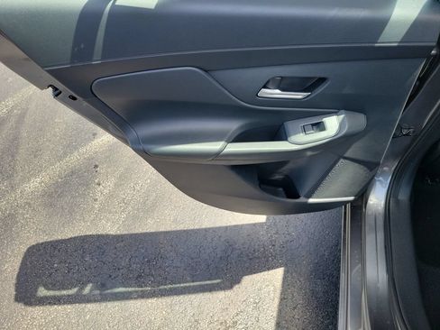 New 2026 Nissan Sentra SV w/ SV Convenience Package FWD image 16