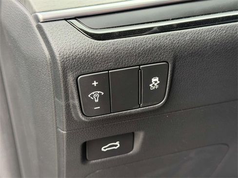 Used 2025 Kia K5 EX image 13