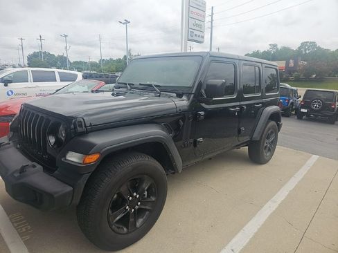 Used 2021 Jeep Wrangler Unlimited Sport AWD/4WD image 2