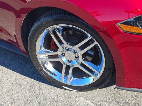 Used 2019 Ford Mustang EcoBoost image 22