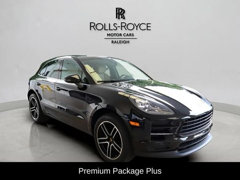Used 2019 Porsche Macan AWD/4WD image 3