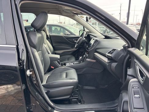 Used 2023 Subaru Forester Limited image 40