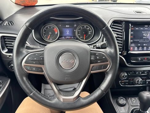 Used 2020 Jeep Cherokee Limited AWD/4WD image 10