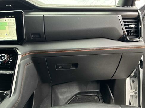 Used 2022 GMC Sierra 1500 AT4 image 29