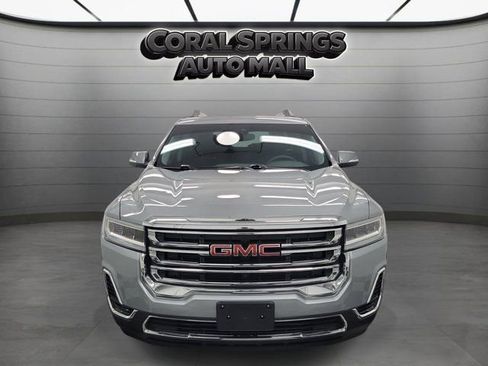 Used 2023 GMC Acadia SLE w/ Driver Convenience Package FWD image 2