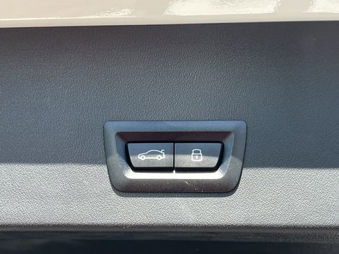 Used 2025 BMW X3 xDrive30i w/ Convenience Package image 25