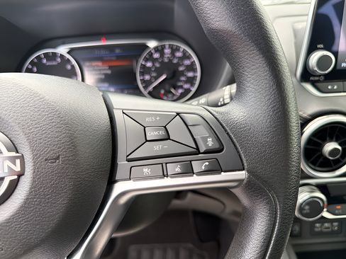 Certified 2025 Nissan Sentra SV FWD image 34