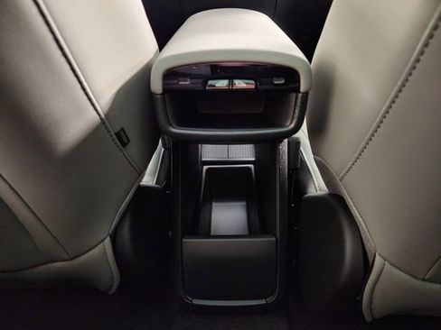New 2026 Volvo EX30 Plus w/ Climate Package RWD image 28