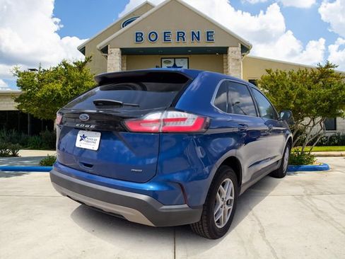 Used 2024 Ford Edge SEL AWD/4WD image 5