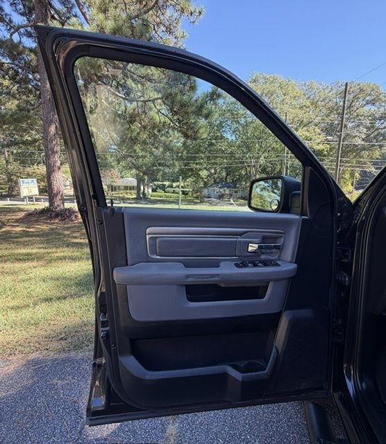 Used 2016 RAM 1500 Outdoorsman AWD/4WD image 27