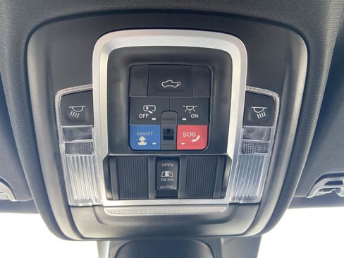 Used 2022 RAM 1500 Laramie w/ Sport Appearance Package AWD/4WD image 38