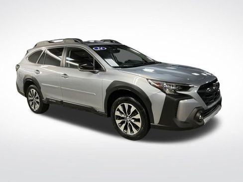 Certified 2024 Subaru Outback Limited AWD/4WD image 8