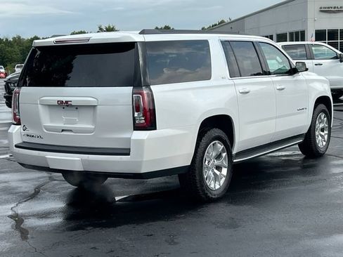 Used 2016 GMC Yukon XL SLT w/ Open Road Package AWD/4WD image 51