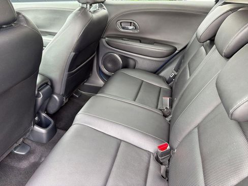 Used 2022 Honda HR-V EX-L image 26