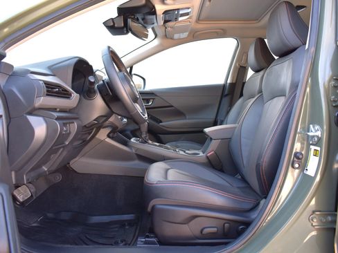 Used 2025 Subaru Crosstrek 2.5i Limited w/ Crosstrek Mirror Package AWD/4WD image 9