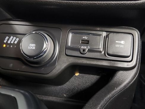 Used 2018 Jeep Renegade Sport w/ Power & Air Group AWD/4WD image 28