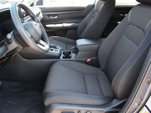 Used 2025 Honda CR-V EX image 7