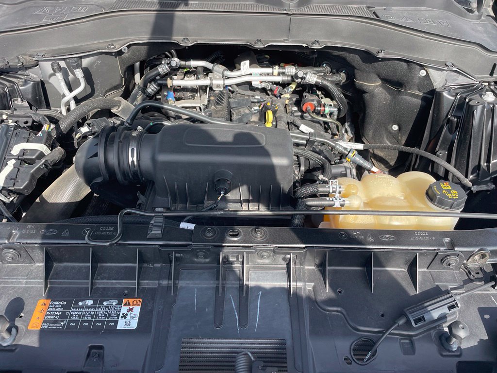Used 2024 Ford Explorer XLT RWD image 29
