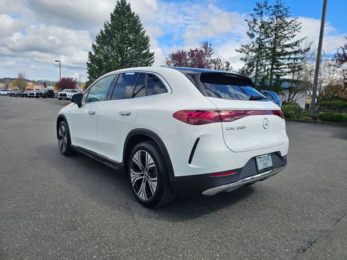 Used 2025 Mercedes-Benz EQE 350+ SUV image 5