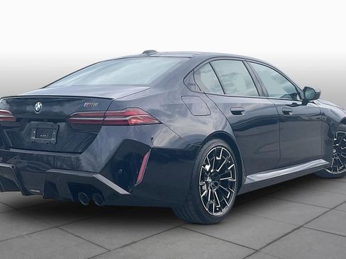 Used 2026 BMW M5 w/ Executive Package image 12