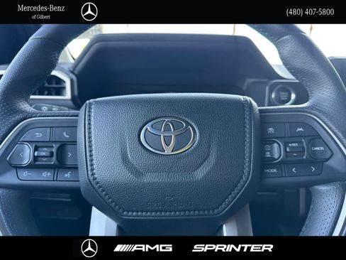 Used 2026 Toyota 4Runner SR5 AWD/4WD image 30