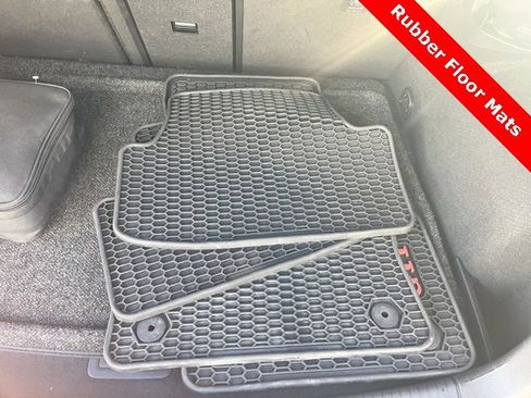 Used 2019 Volkswagen GTI SE image 20