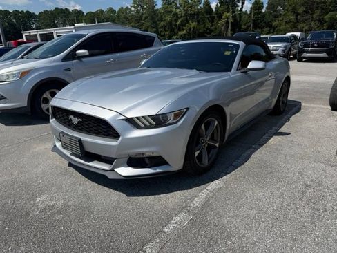 Used 2017 Ford Mustang Convertible w/ Equipment Group 051A RWD image 1