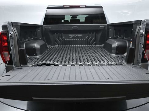 Used 2024 GMC Sierra 1500 Elevation AWD/4WD image 7