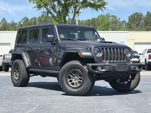 Used 2022 Jeep Wrangler Unlimited Rubicon w/ Xtreme Recon 35" Tire Package AWD/4WD image 2