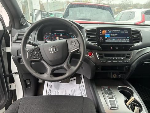 Used 2022 Honda Pilot Sport image 23