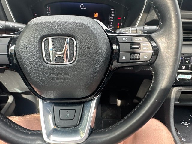 Used 2025 Honda Pilot Elite image 9