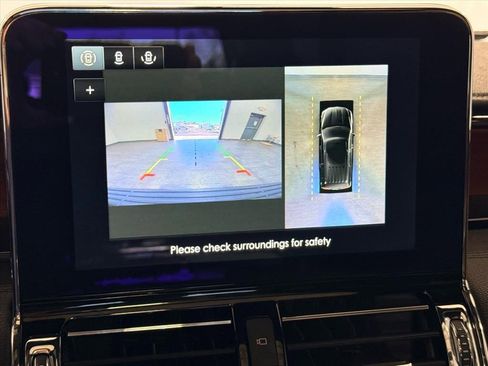 Used 2020 Lincoln Navigator Reserve image 25