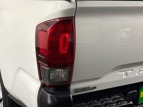 Used 2021 Toyota Tacoma SR RWD image 35
