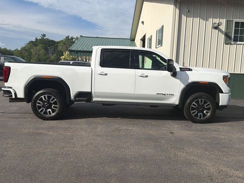 Certified 2022 GMC Sierra 2500 AT4 AWD/4WD image 6