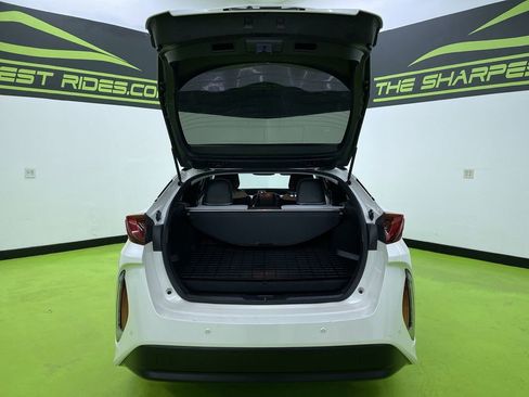 Used 2018 Toyota Prius Prime Advanced image 9