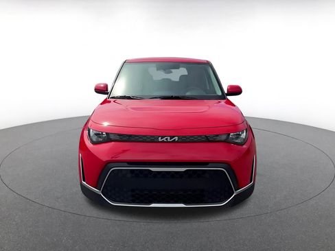 Used 2025 Kia Soul LX w/ LX Technology Package image 4