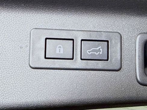 Certified 2025 Subaru Forester Premium image 30